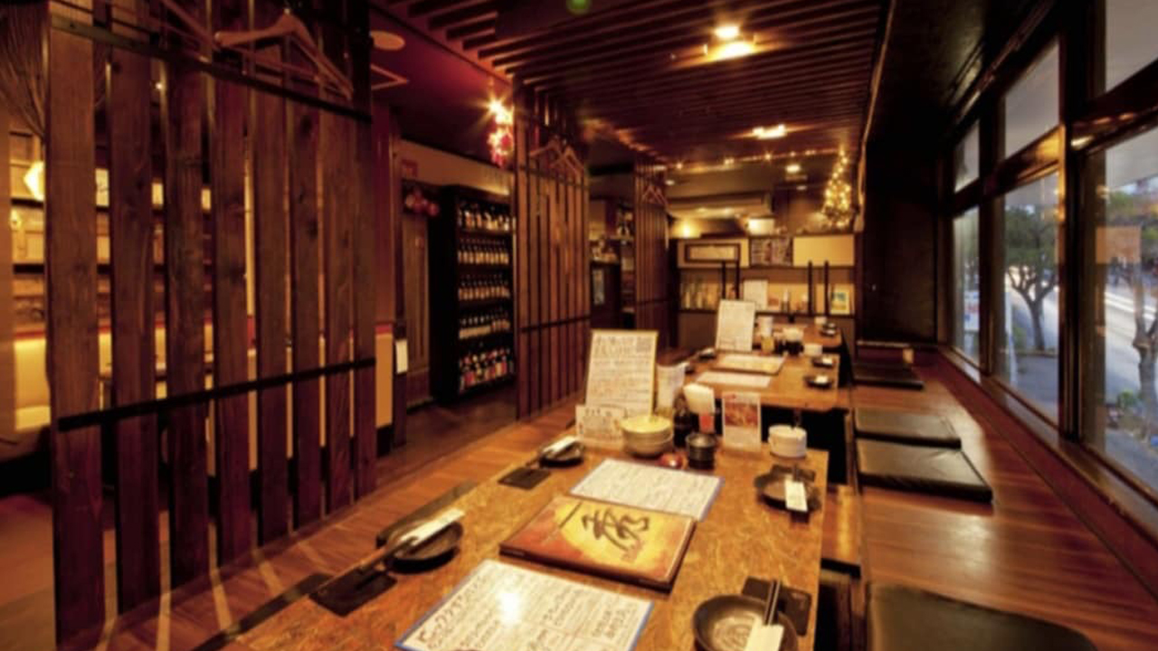 ブランド肉と旬の鮮魚と古酒の店 秀