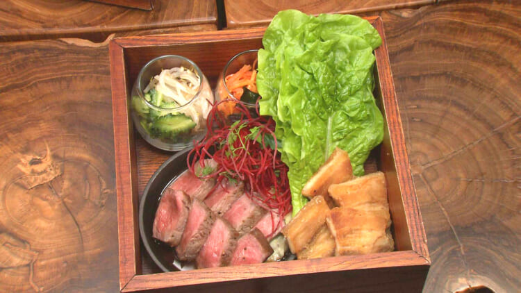 インルームダイニング「ミートBOX」